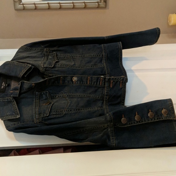 Jacket - Picture 2 of 4